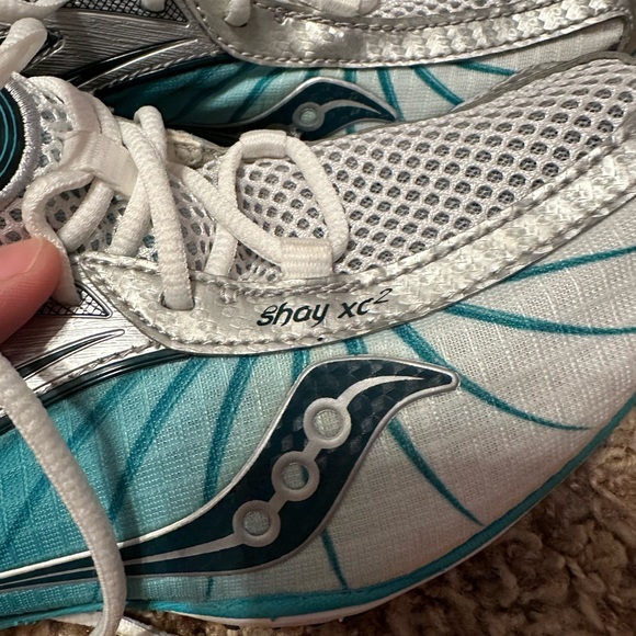 Saucony Shay XC2 Running Shoes - Picture 2 of 4